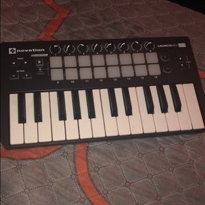 LaunchKey Mini Keyboard